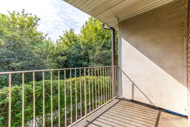 Building Photo - 1147 Miller Ln