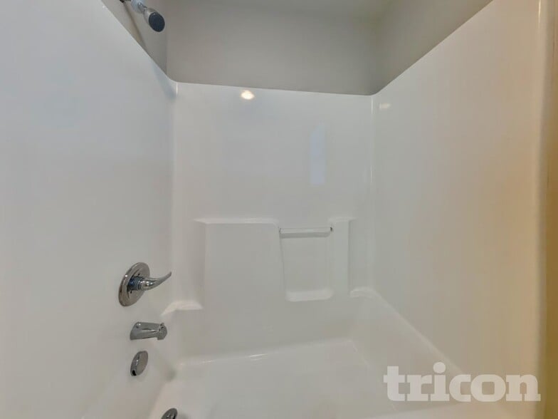 Building Photo - 205 Tractor Pl