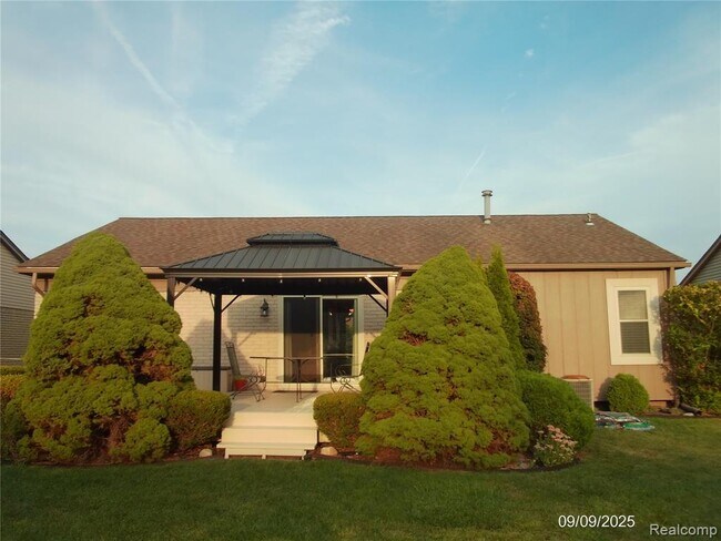 Building Photo - 47641 Stephanie Dr