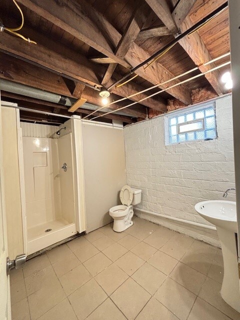 Building Photo - 330 E Lake St