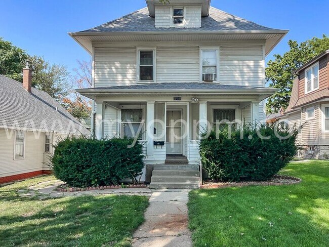Primary Photo - 1020 N 32nd St