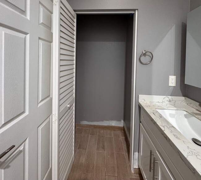 Building Photo - ADU Westminster