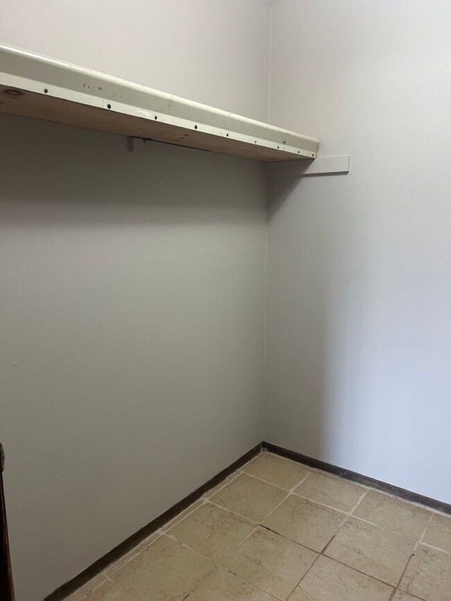 Building Photo - 4008 89th St