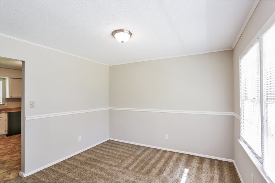 Building Photo - 3611 Tufts Ct