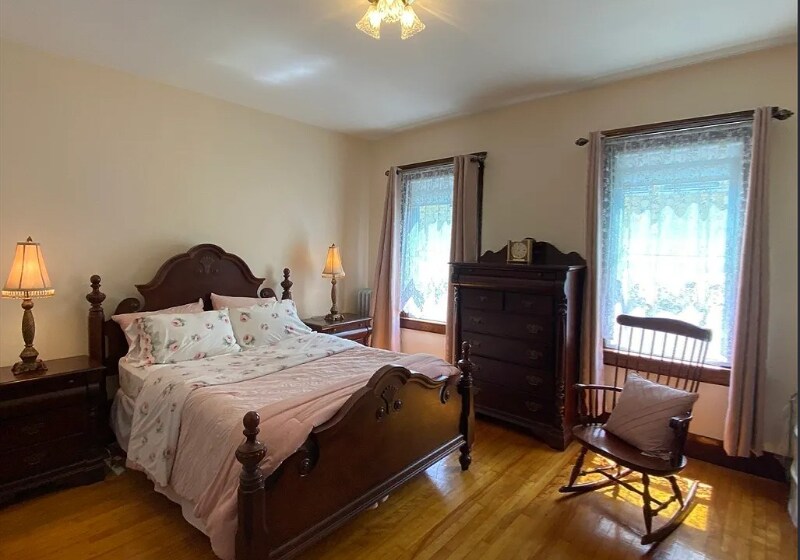 Building Photo - 25 Bridgeport St