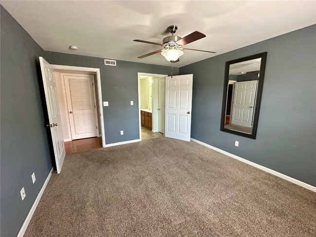 Building Photo - 6203 Spring River Dr
