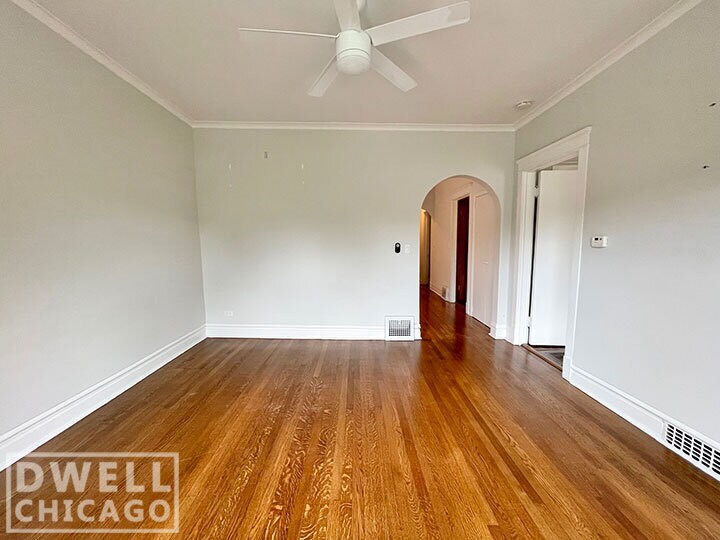 Building Photo - 3818 N Kenneth Ave