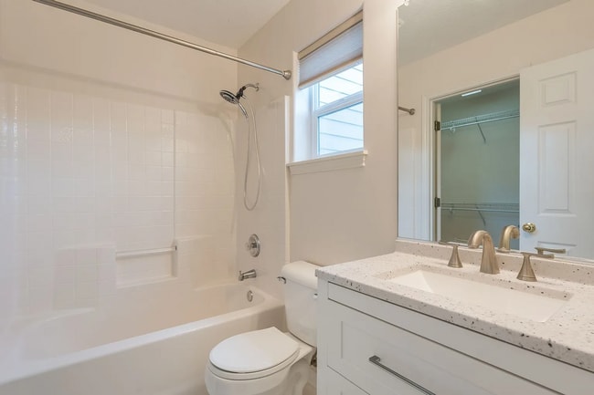 Building Photo - Charming Sherwood Home for Lease – 3 Bed /...
