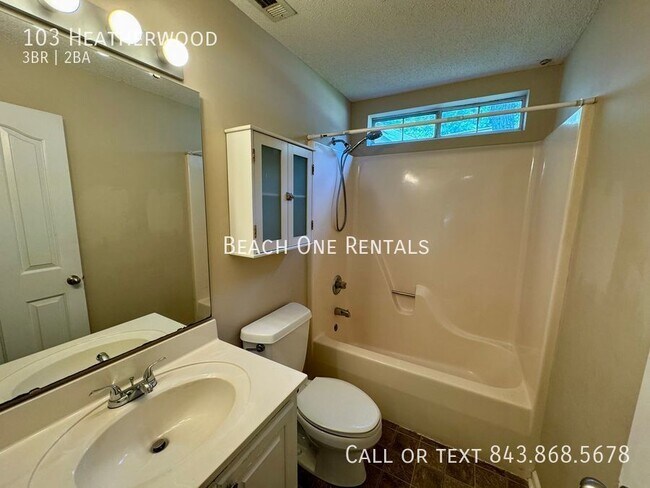 Building Photo - 103 Heatherwood-