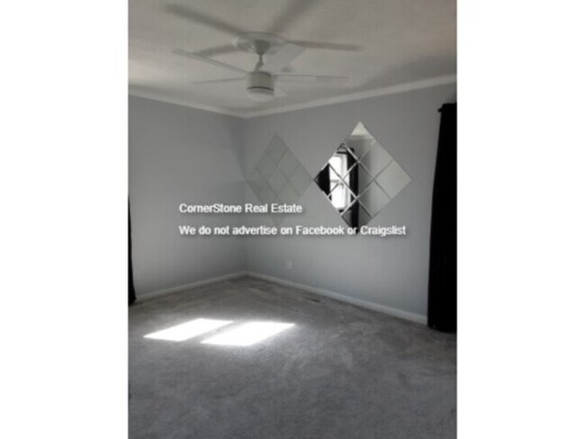 Building Photo - 207 Ingleside Dr