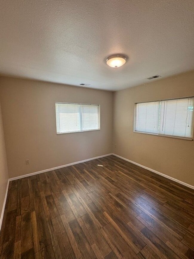 Building Photo - 2227 Arapahoe Ave