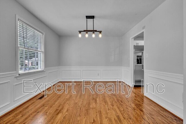 Building Photo - 1064 Caribbean Cir