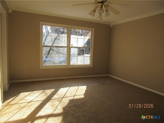 Building Photo - 906 Illinois Ave