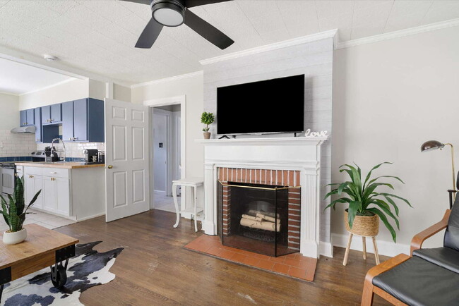 Building Photo - Cozy Living in the Heart of Wilson