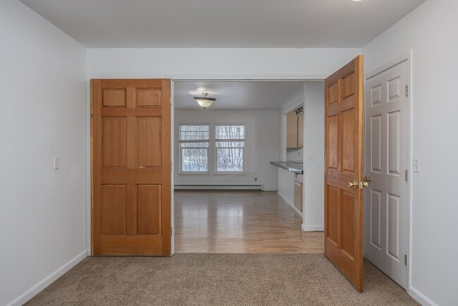 Building Photo - Spacious 5 Bedroom Home on 6 Acres – North Pole, Alaska