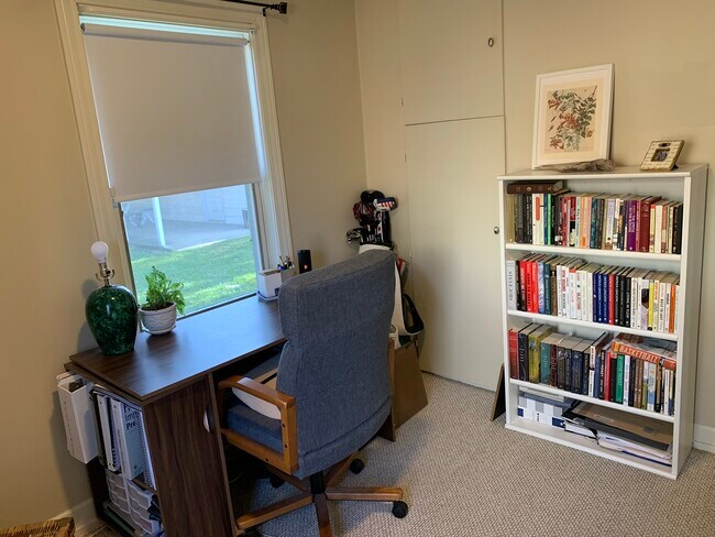 Building Photo - 4953 Wilcox Avenue