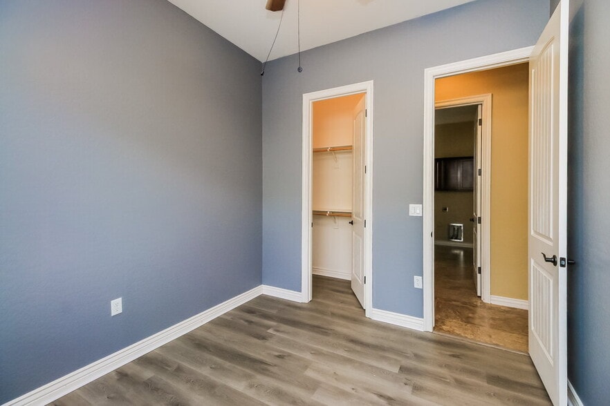 Building Photo - 21549 E Puesta Del Sol