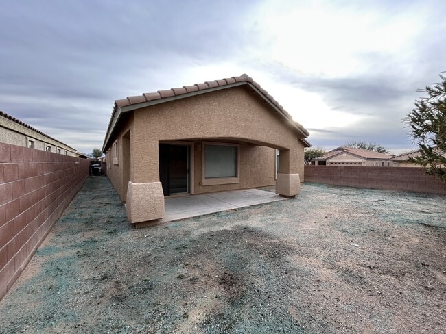 Building Photo - 7159 E Cherrywood St