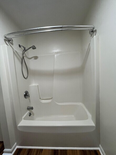 New Shower/Tub - 167 Shaws Mill Rd