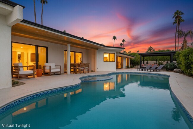 Building Photo - 2040 Chico Dr