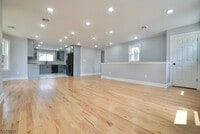 Building Photo - 226 Park Ave