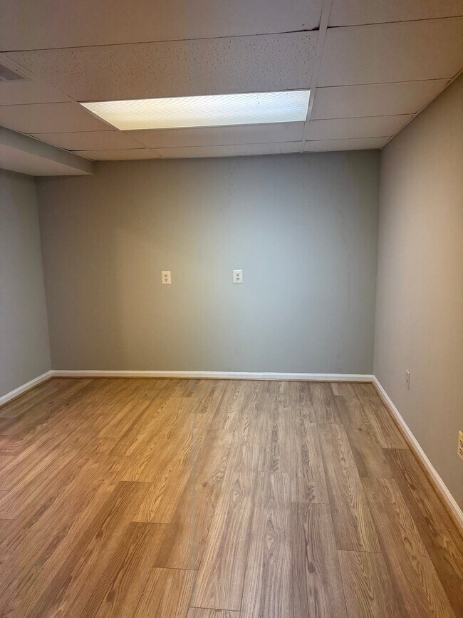 Building Photo - 8929 Bald Hill Pl