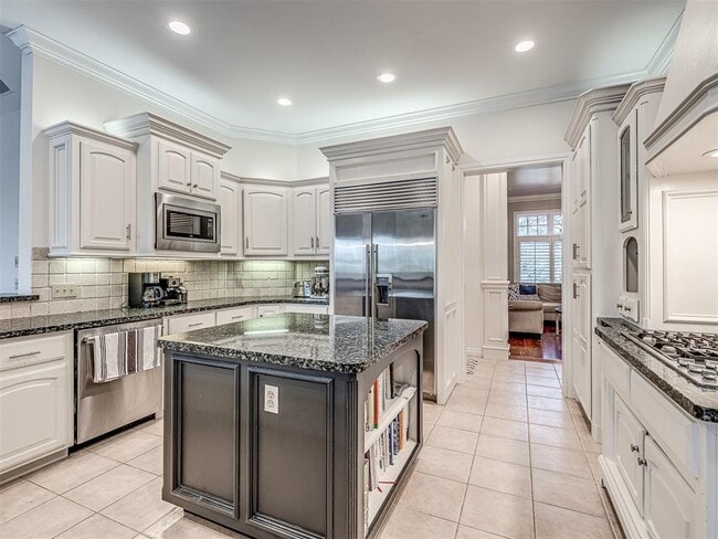 Building Photo - 3309 Shadow Valley Dr