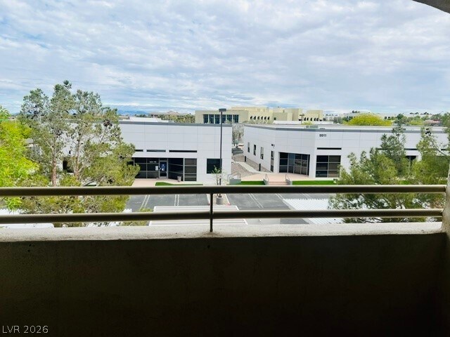 Building Photo - 1320 Red Gable Ln