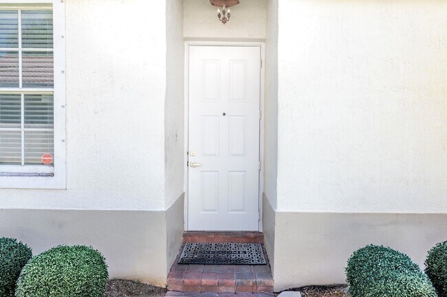 Building Photo - 18650 SW 28th Ct