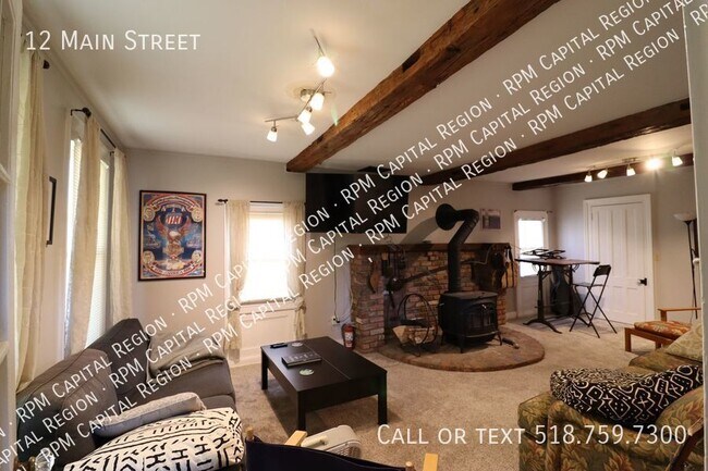 Building Photo - Historic Rexford 2 Bedroom