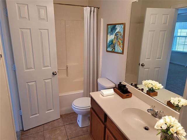 Building Photo - 1256 Redman Ave