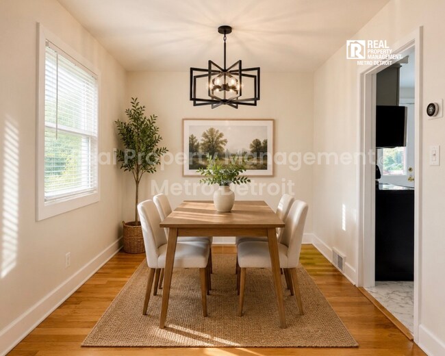 Building Photo - BEAUTIFUL BIRMINGHAM CONDO