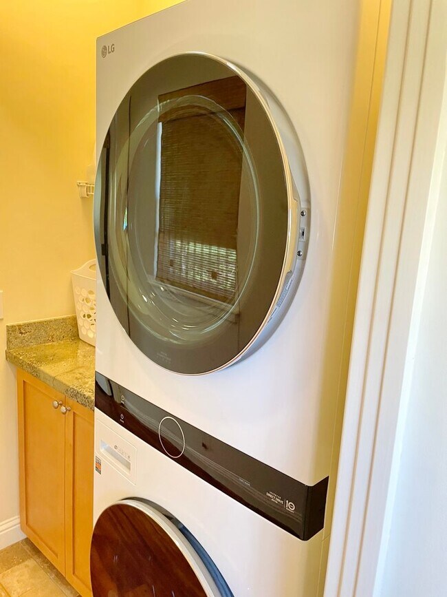 Building Photo - 2026 Kai Malu in Wailea? Nicely Furnished 3 bedroom 2.5 bathroom -Ocean Views and Fine Amenities