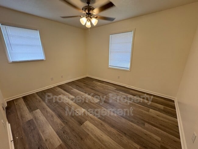 Building Photo - 746 Andrea Dr