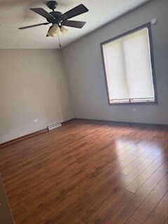 Building Photo - 3045 Rosemont Dr