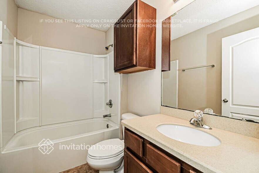 Building Photo - 308 W Adelaide Dr