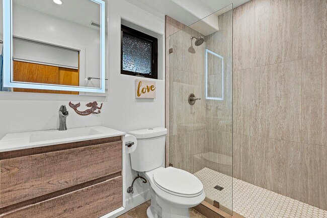 Building Photo - 20932 Canyon Trl