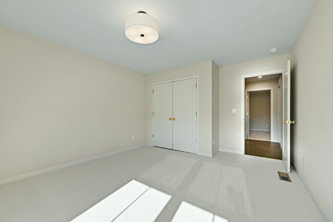 Building Photo - 16648 Garnett St