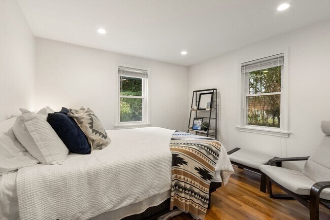 Building Photo - 177 Faneuil St