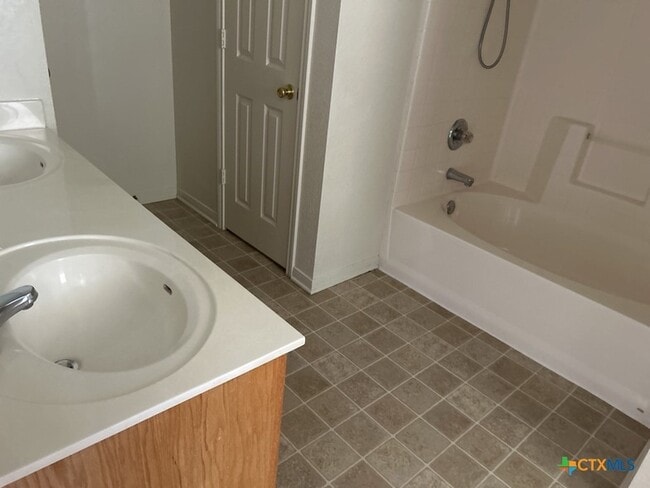 Building Photo - 5001 Morning Star Ln