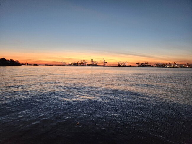 Building Photo - 120 W 44th St