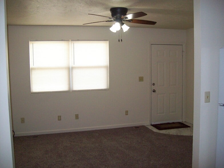 Building Photo - 1119 24th St