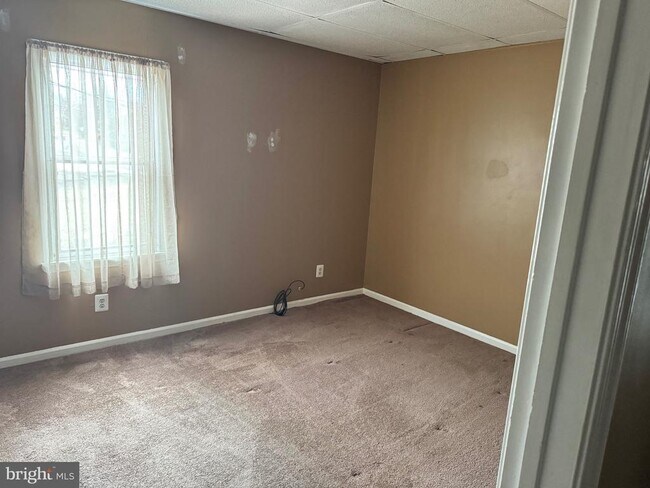 Building Photo - 25 E Bridge St