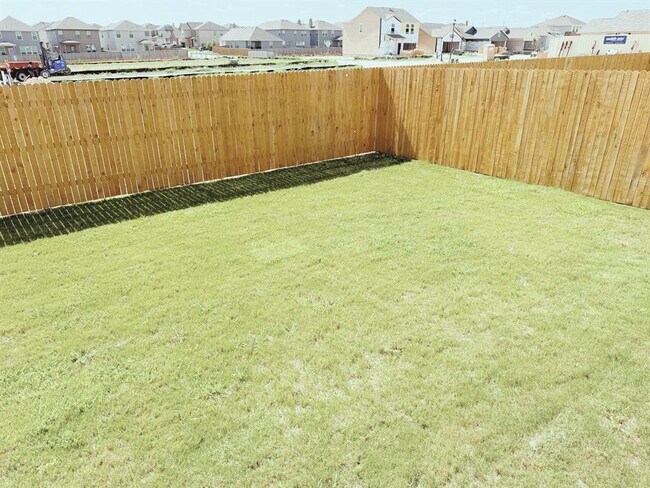 Building Photo - 212 The Good Wy