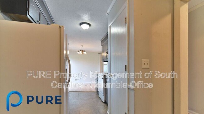 Building Photo - 1829 Memorial Dr
