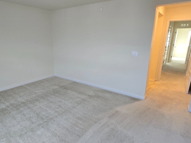 Building Photo - 1551 Spring Water Pt