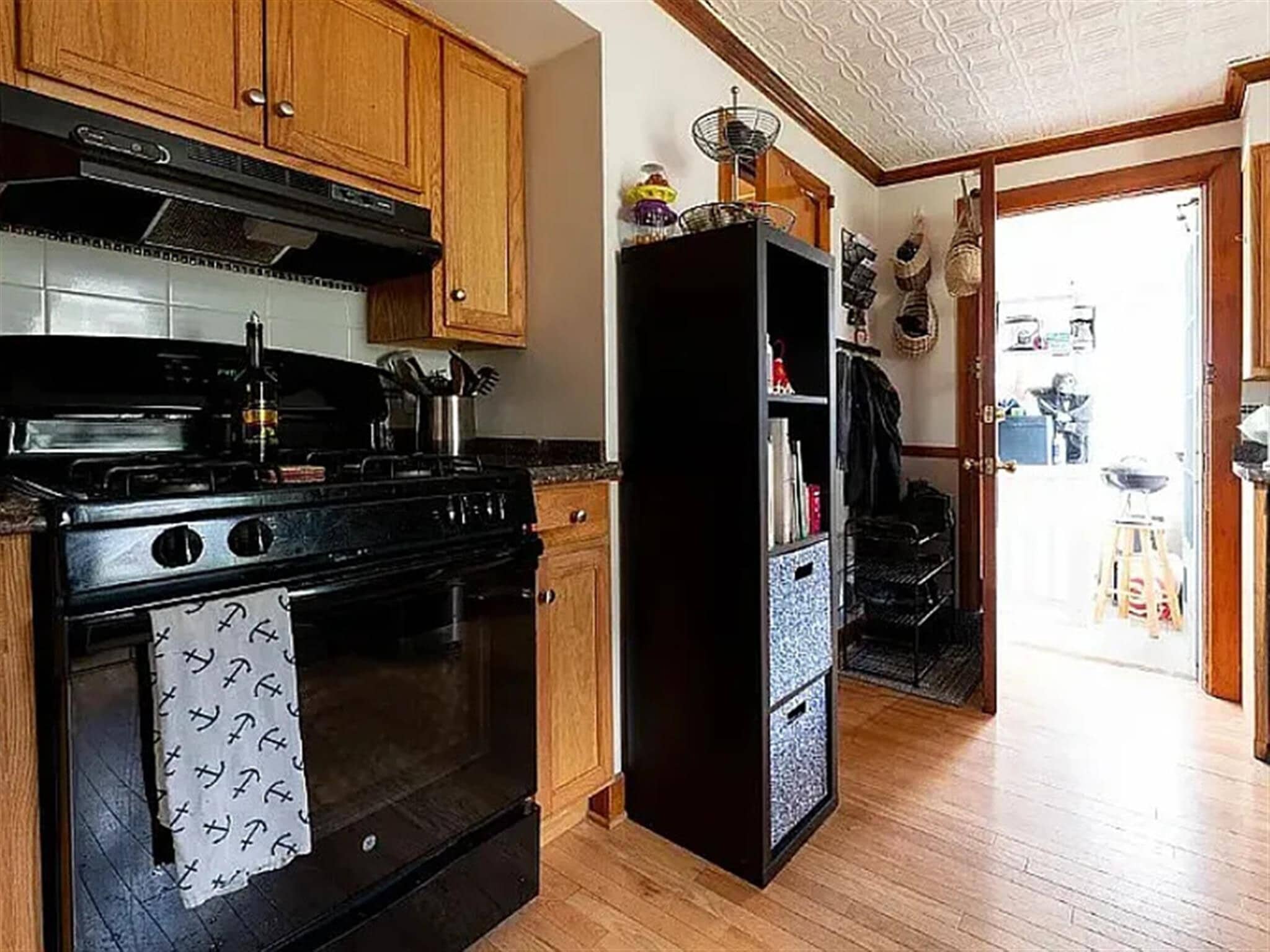 Building Photo - 17 Montgomery St