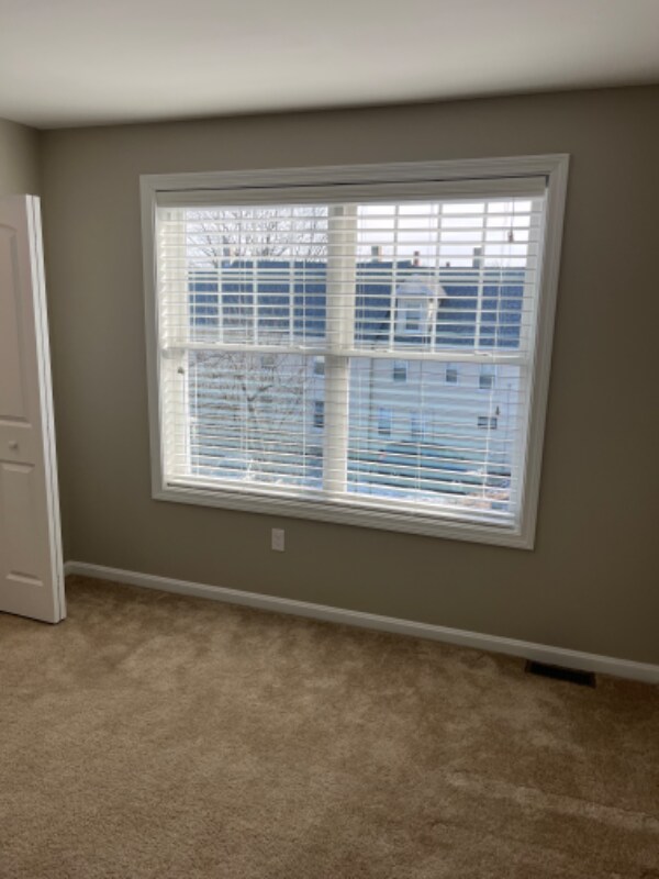 Building Photo - 38 Perham St