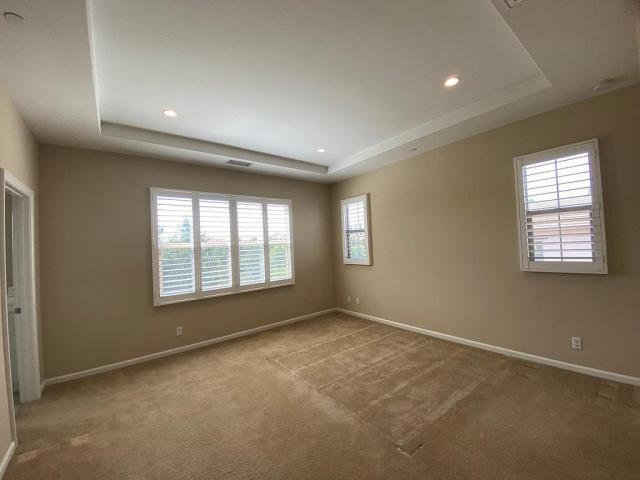 Building Photo - 3 bedroom in Irvine CA 92620
