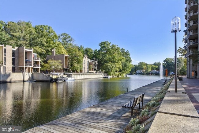 Building Photo - 1626 Waters Edge Ln